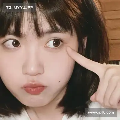 何凡菁